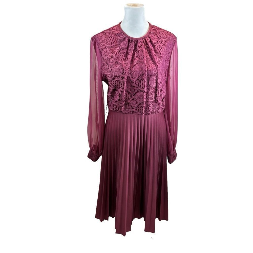 Ladies Vintage Sheer Sleeve Lace Top Pleated Skirt Pink Dress Size 14